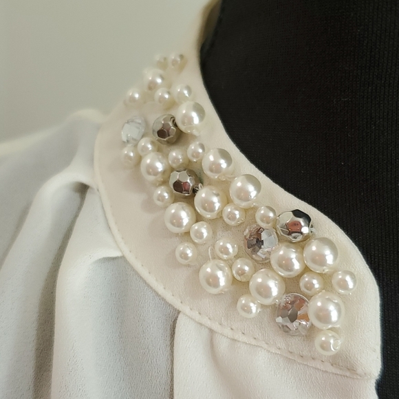 Candies - Sheer Cream V-Neck Blouse - Size XS - Picture 3 of 9